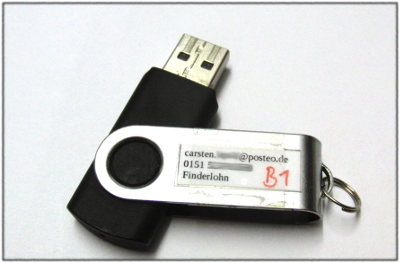 beschrifteter USB-Stick